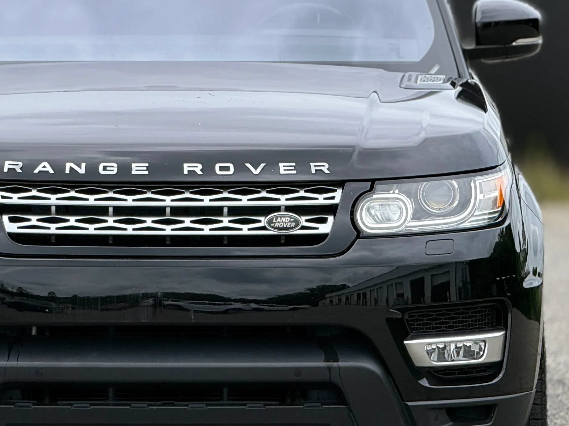 Used 2017 Land Rover Range Rover Sport HSE AWD/4WD image 12