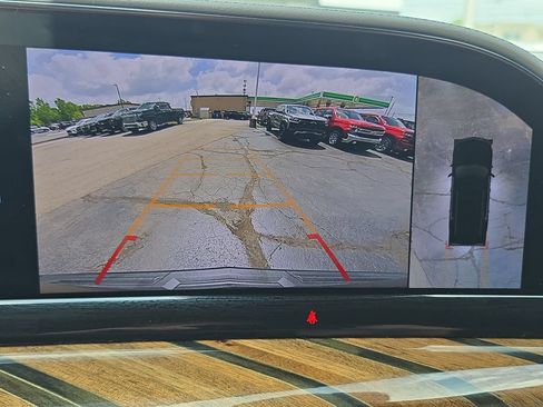 Certified 2022 Cadillac Escalade ESV Premium Luxury Platinum AWD/4WD image 26