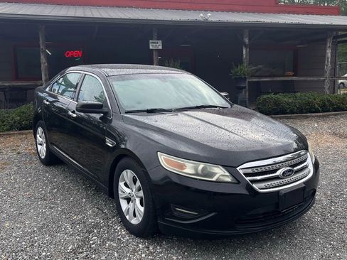 Used 2011 Ford Taurus SEL w/ 201A Rapid Spec Order Code image 2