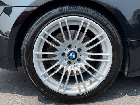 Used 2013 BMW M3 Convertible w/ Premium Pkg RWD image 40