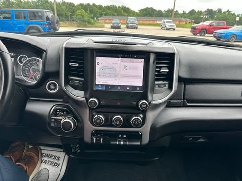Certified 2024 RAM 2500 Big Horn AWD/4WD image 14