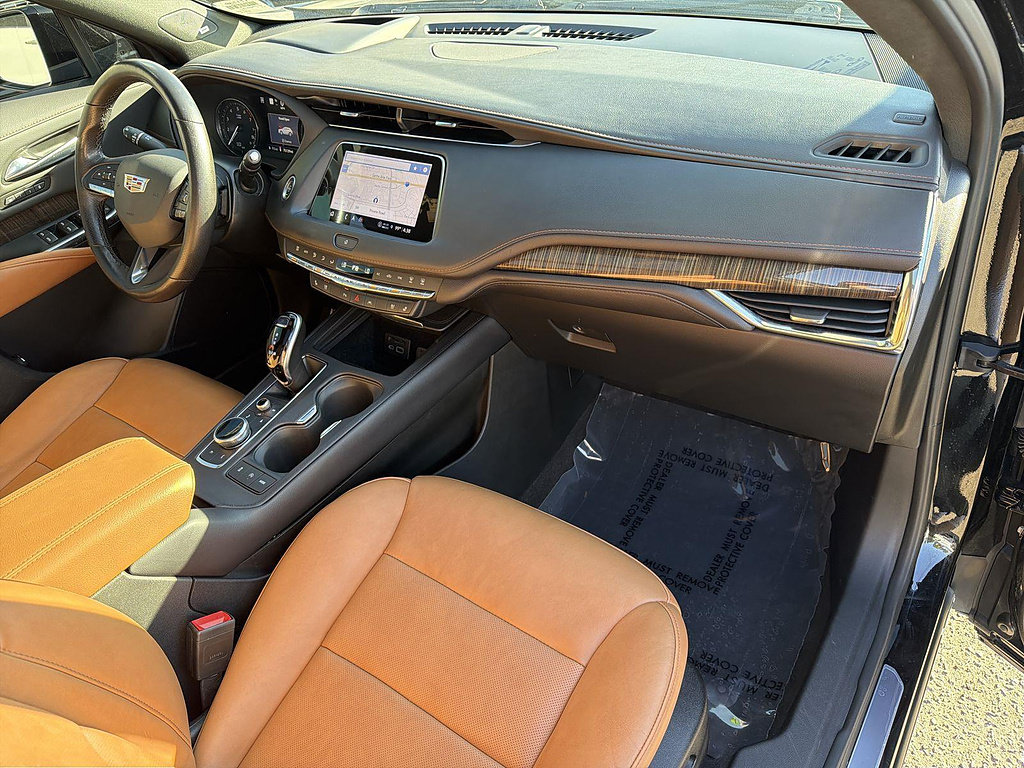 Used 2023 Cadillac XT4 Sport w/ LPO, Onyx Lite Package AWD/4WD image 29