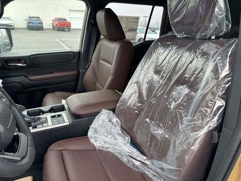 New 2026 Toyota Land Cruiser image 9