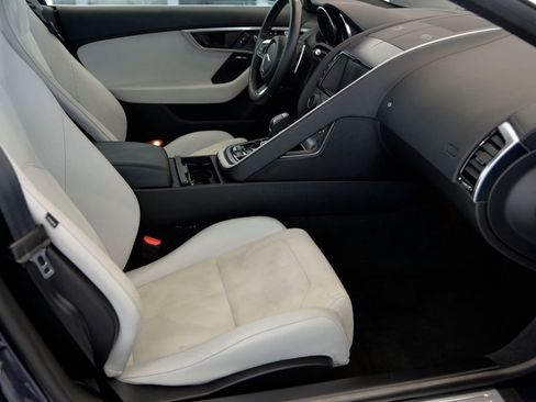 Used 2018 Jaguar F-TYPE Coupe image 29