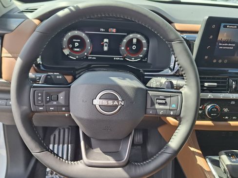 New 2026 Nissan Pathfinder Platinum AWD/4WD image 7