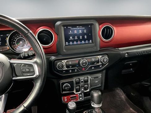 Used 2021 Jeep Wrangler Unlimited Rubicon AWD/4WD image 10