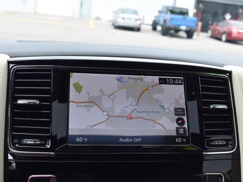 Used 2021 INFINITI QX80 Sensory w/ All-Season Package image 17