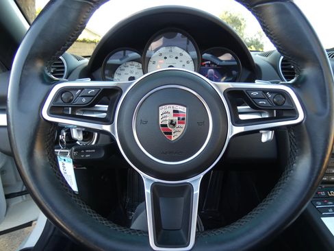 Used 2017 Porsche 718 Boxster S image 50