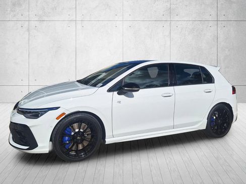 New 2026 Volkswagen Golf AWD/4WD image 1