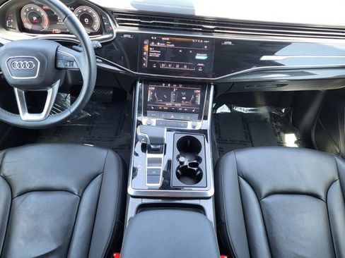 Used 2025 Audi Q7 3.0T Premium Plus AWD/4WD image 24