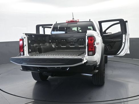 Used 2025 Chevrolet Colorado Trail Boss AWD/4WD image 68