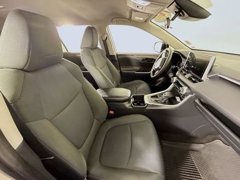 Used 2023 Toyota RAV4 LE image 24