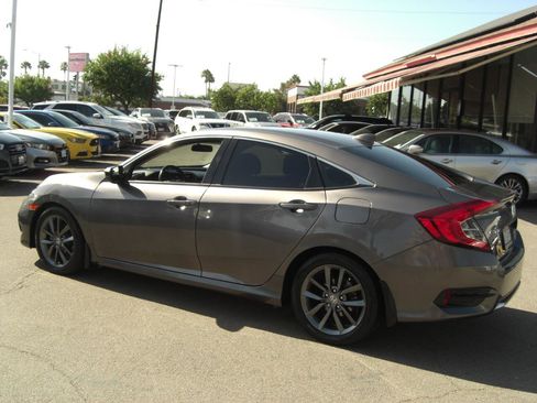 Used 2019 Honda Civic EX image 13
