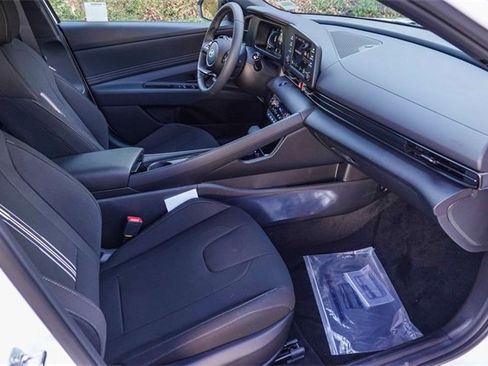 New 2026 Hyundai Elantra SEL Sport image 16