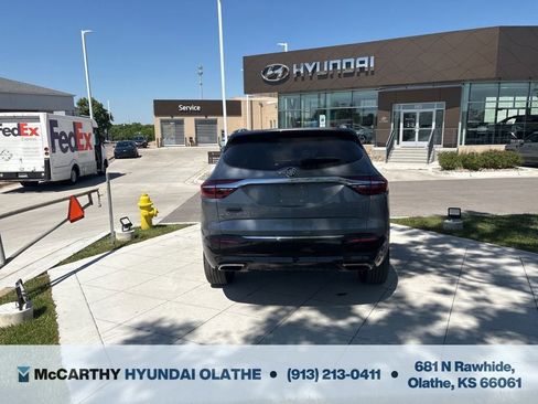 Used 2021 Buick Enclave Essence w/ Sound and Sites Package FWD image 13