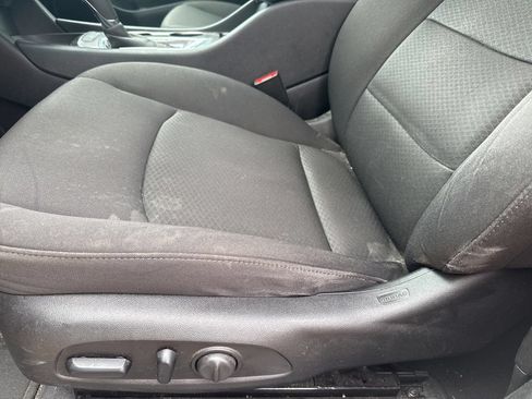 Used 2019 Chevrolet Malibu RS FWD image 4