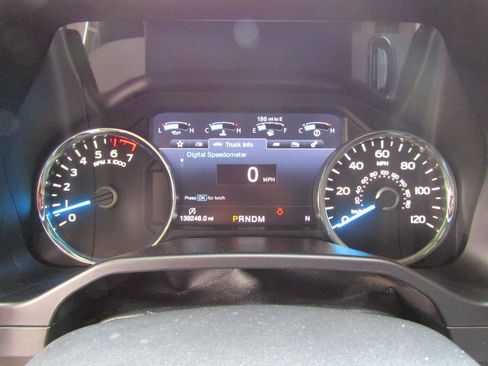 Used 2017 Ford F150 Lariat w/ Equipment Group 502A Luxury image 16