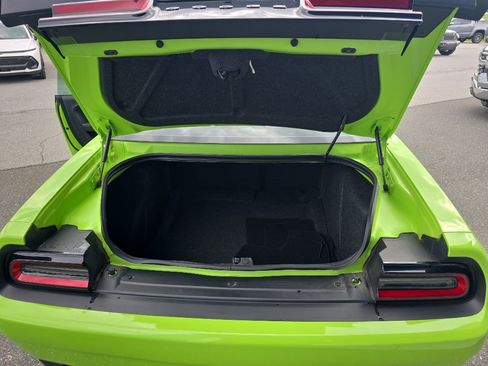 Used 2023 Dodge Challenger R/T Scat Pack w/ Plus Package RWD image 18
