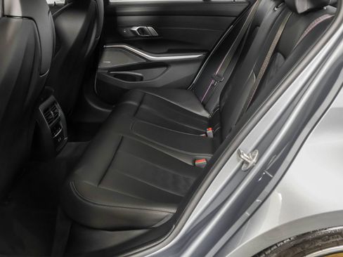 Used 2025 BMW M3 w/ Executive Package RWD image 28