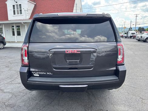 Used 2018 GMC Yukon XL SLT w/ Premium Edition AWD/4WD image 6