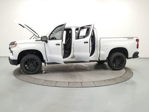 Used 2024 Chevrolet Silverado 1500 LT Trail Boss w/ LT Trail Boss Premium Package image 12
