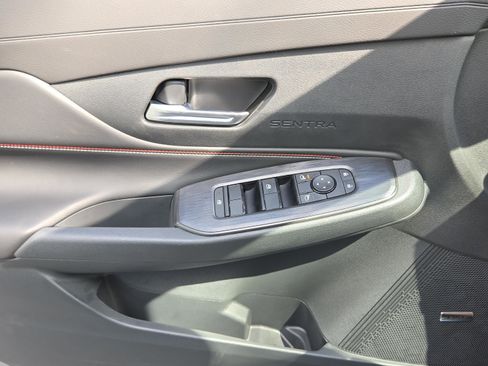 New 2026 Nissan Sentra SR w/ SR Premium Package FWD image 27