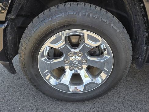 Used 2021 RAM 1500 Big Horn AWD/4WD image 9