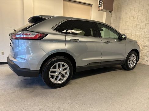 Used 2024 Ford Edge SEL AWD/4WD image 44