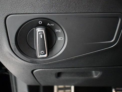 Used 2022 Volkswagen Tiguan SE R-Line image 67