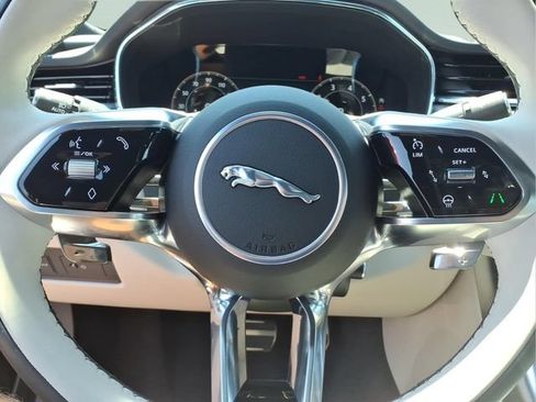 Used 2024 Jaguar XF R-Dynamic SE AWD/4WD image 12