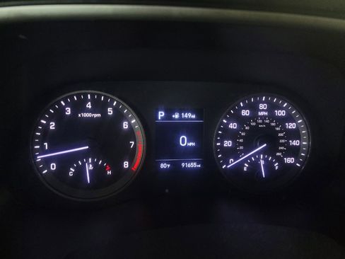 Used 2021 Hyundai Tucson SE FWD image 23