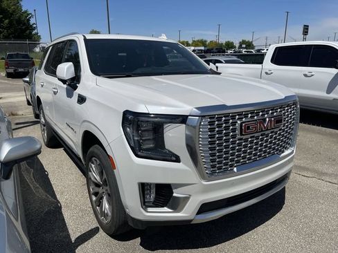 Used 2023 GMC Yukon Denali w/ Denali Reserve Package AWD/4WD image 14