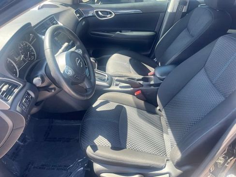 Used 2019 Nissan Sentra SR Turbo FWD image 14