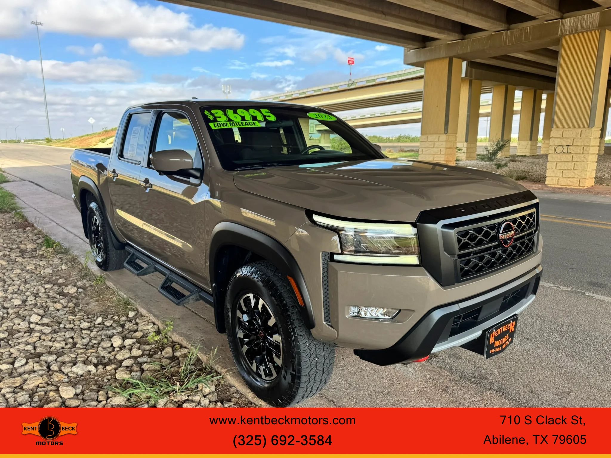 Used 2023 Nissan Frontier PRO-4X w/ Pro Convenience Package AWD/4WD image 1