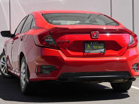 Used 2018 Honda Civic LX image 5