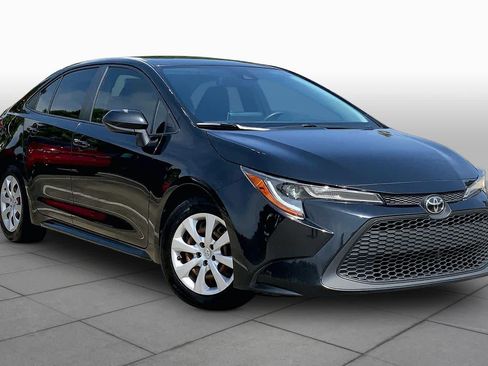 Used 2021 Toyota Corolla LE FWD image 3
