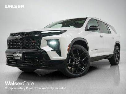 Used 2024 Chevrolet Traverse RS