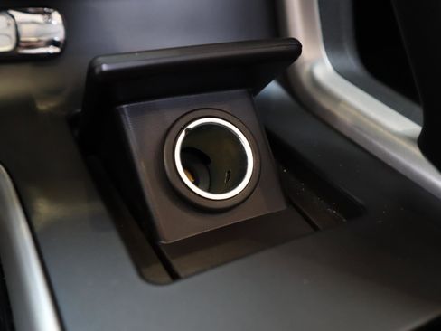 Used 2019 Chevrolet Corvette Grand Sport w/ Carbon Flash Badge Package image 29