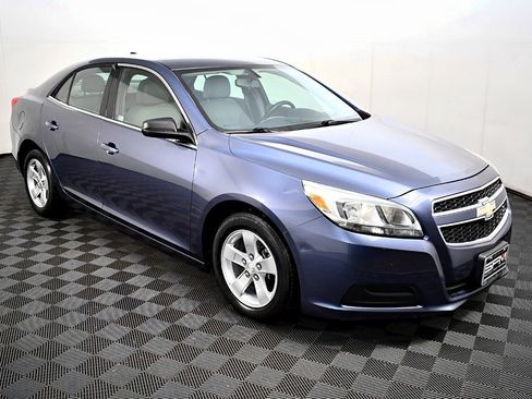 Used 2013 Chevrolet Malibu LS image 5
