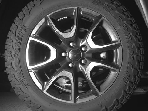 Used 2025 Jeep Compass Trailhawk w/ Trailer Tow Group AWD/4WD image 15