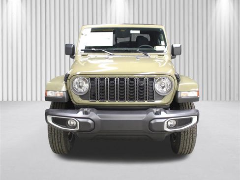 New 2026 Jeep Gladiator Sport image 34
