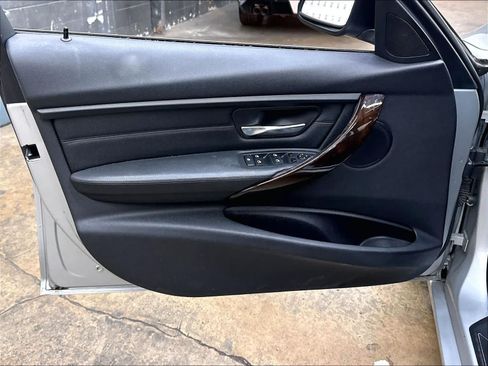 Used 2015 BMW 328i Sedan RWD image 25