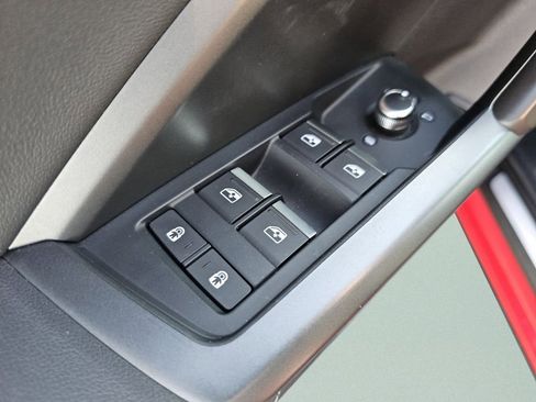 Used 2020 Audi Q3 2.0T Premium Plus image 30