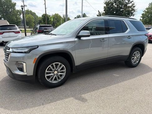 Certified 2023 Chevrolet Traverse LT FWD image 7