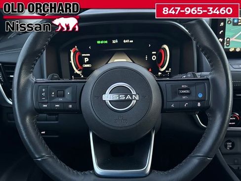 Used 2024 Nissan Rogue SL AWD/4WD image 22