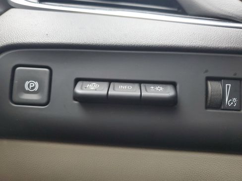 Used 2023 Buick Enclave Premium w/ Experience Buick Package image 29