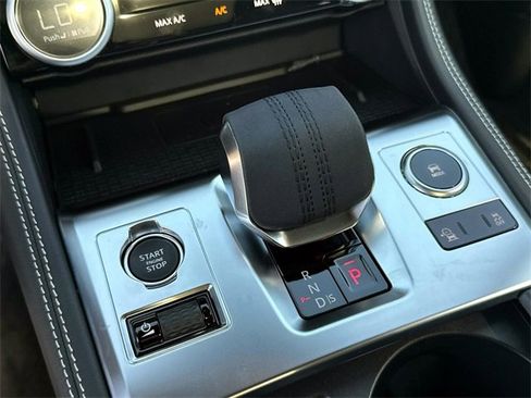 New 2025 Jaguar F-PACE R-Dynamic S image 22