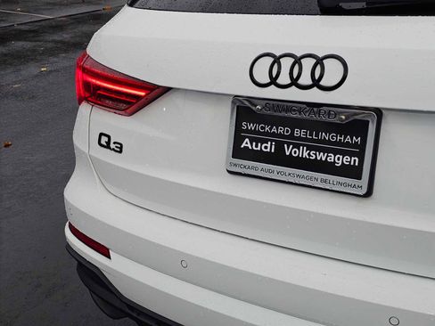 Used 2023 Audi Q3 2.0T Premium Plus image 18