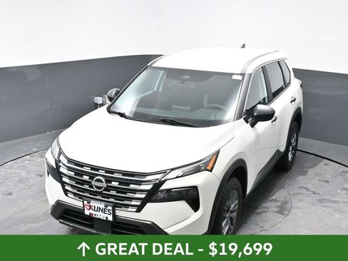 Used 2024 Nissan Rogue S AWD/4WD image 43