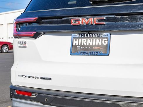 Used 2025 GMC Acadia Elevation image 23
